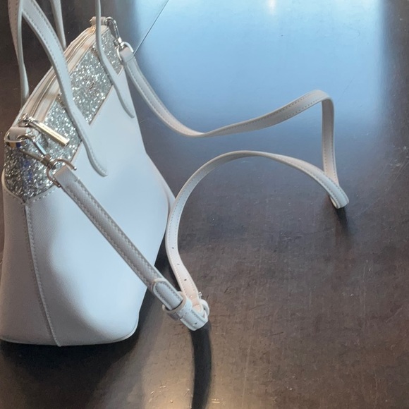 Very light silver Kate Spade bag - Picture 2 of 5